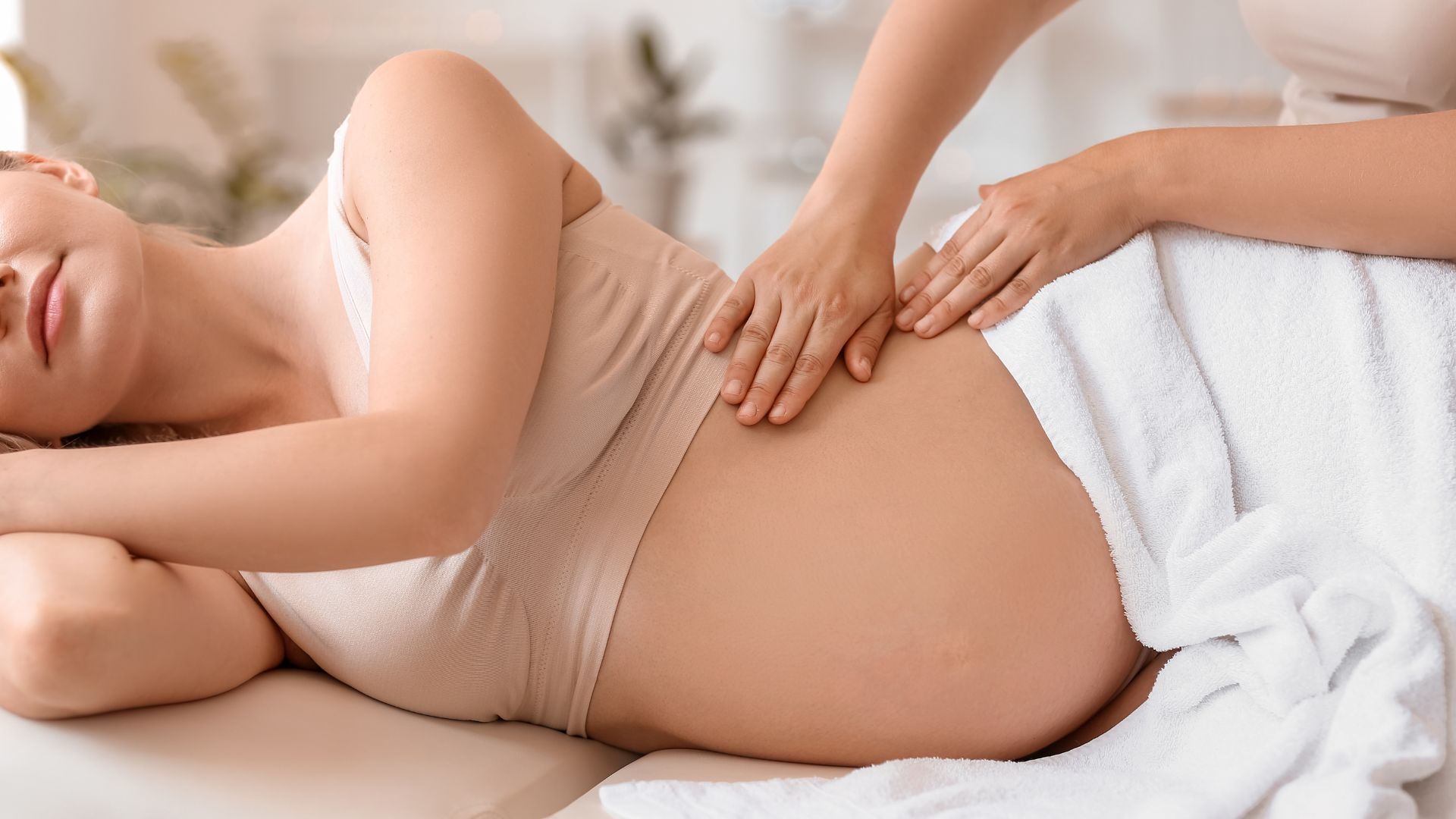 woman receiving prenatal massage